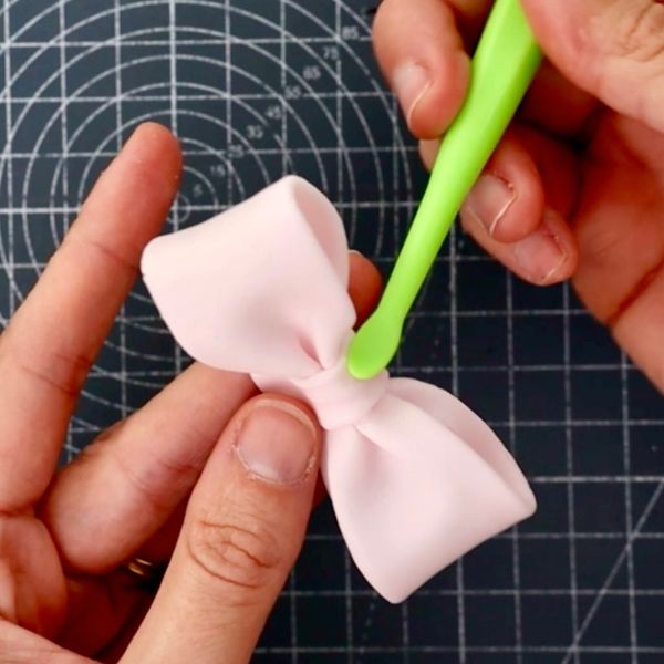 יסול פפיון בבצק סוכר